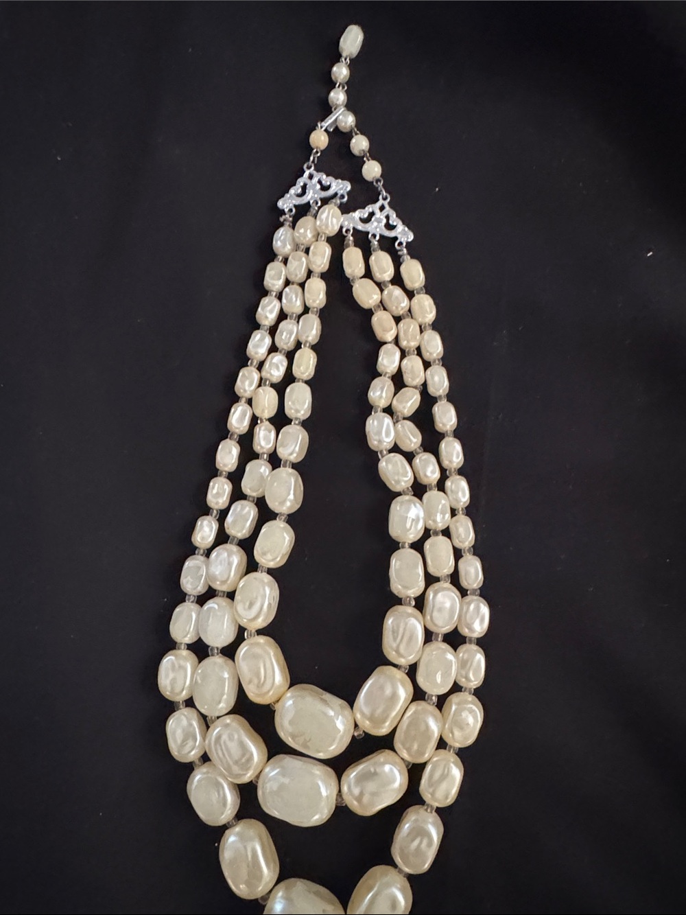 Multi-Strand Pearl Statement Necklace - White